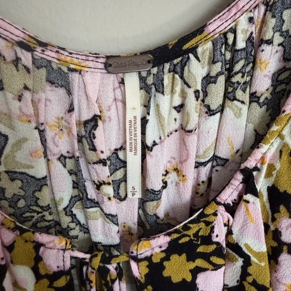 Free People Floral Blouse - Pink and Black - Picture 4 of 4